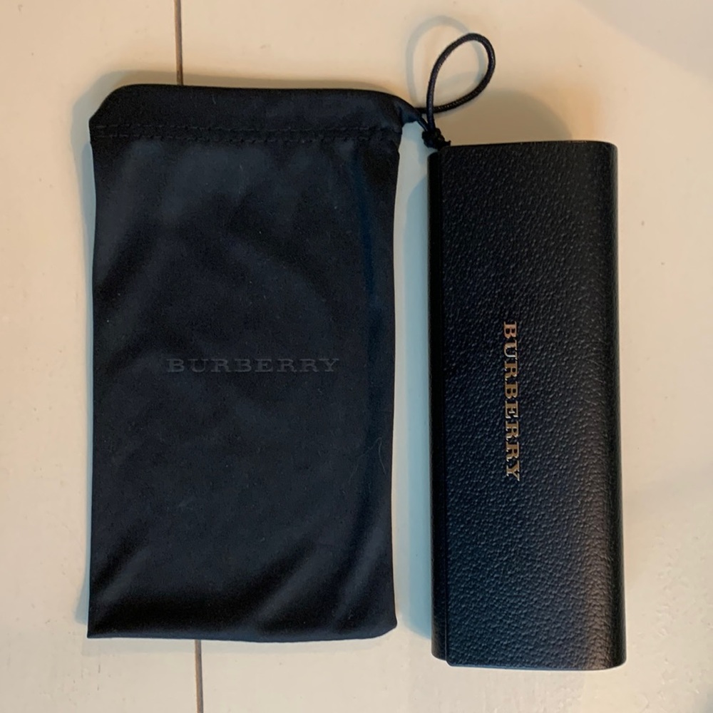 Burberry Glasses Case & Bag - Authentic
